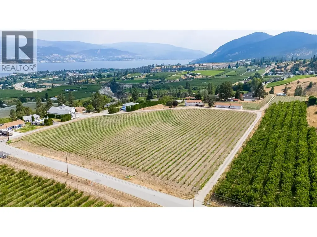 5711 White Street, Summerland
